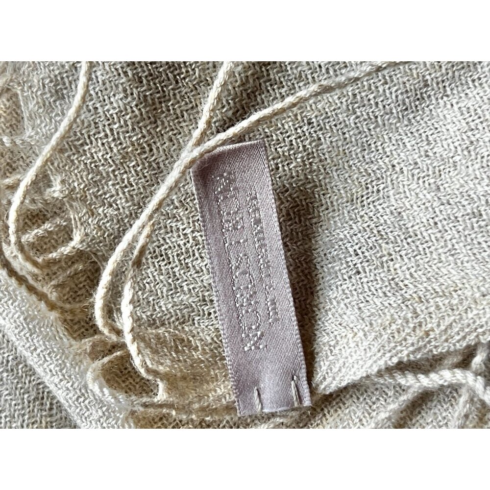 Nordstroms Soft Beige Cashmere Scarf With Fringe Edges - Picture 3 of 8